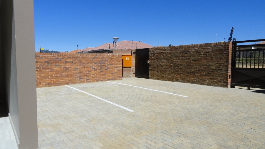 2 Bedroom Property for Sale in Baillie Park North West
